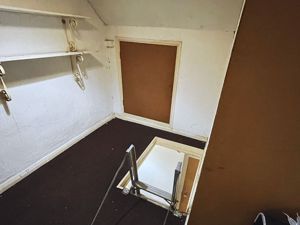 Photo 21- click for photo gallery